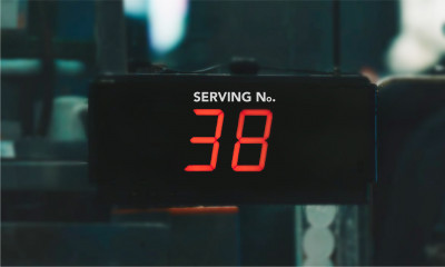 Dispensador de tickets y locución de la información